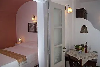Anemoessa Aparthotel