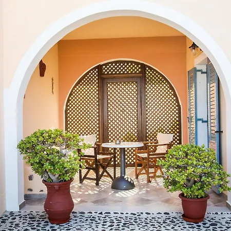 Anemoessa Apartahotel