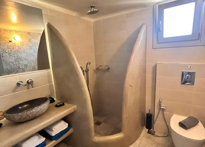 Anemoessa Aparthotel Ia