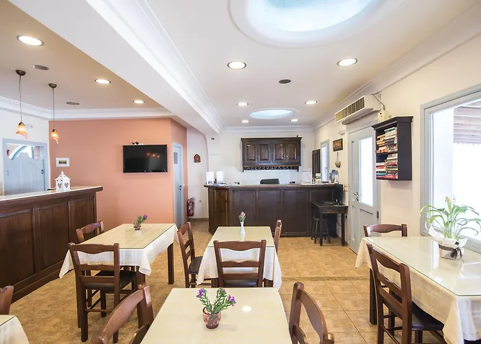 Anemoessa Aparthotel